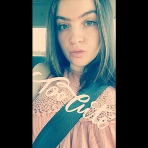 Meet your Posher, Kelli